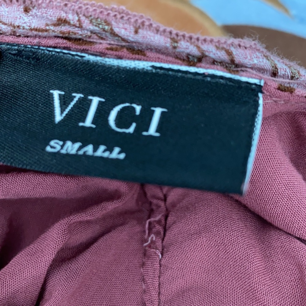 Vici Dress - Picture 4 of 4